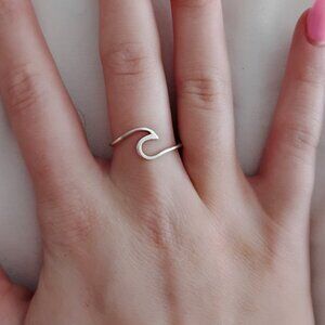 pura vida wave ring
